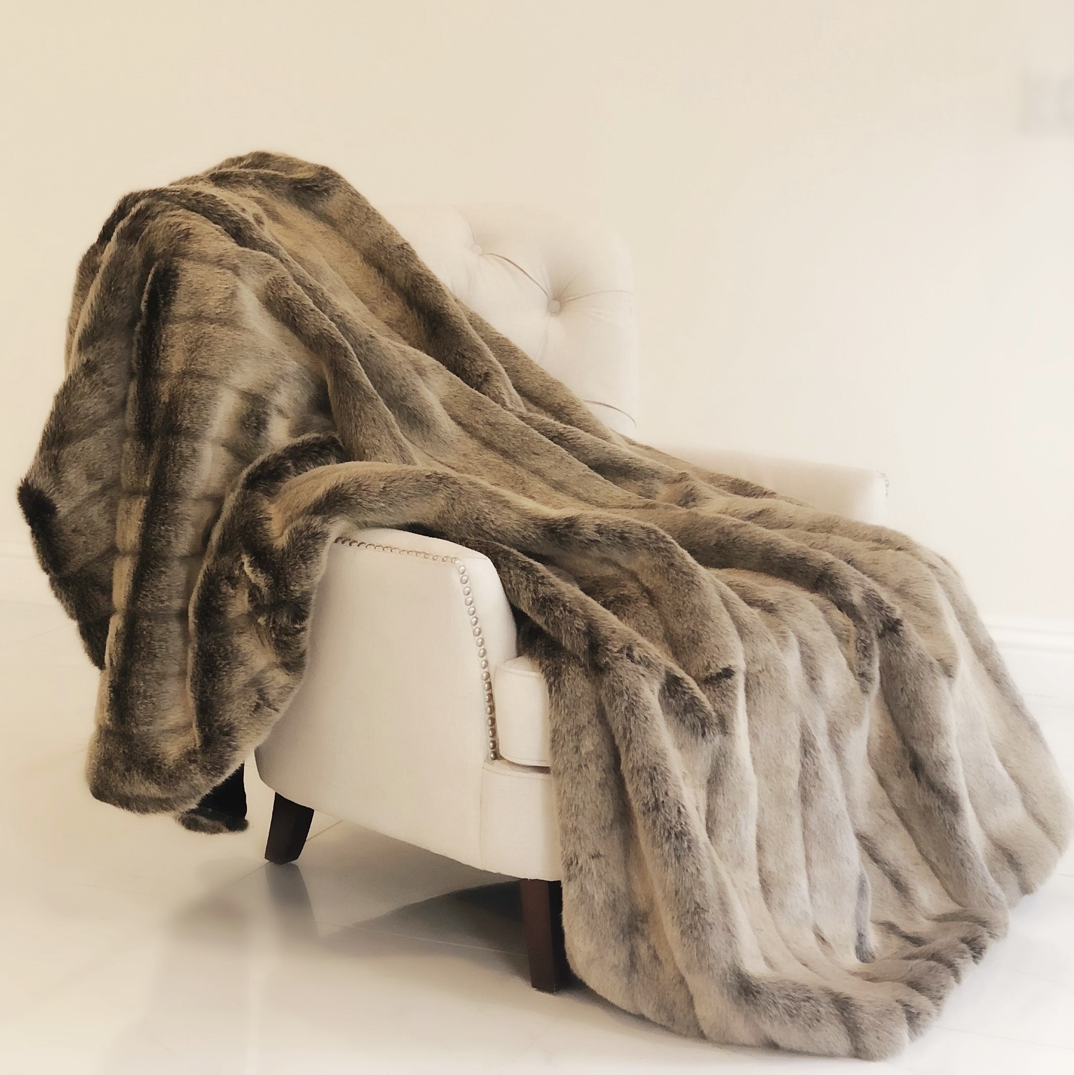 Plutus Frost Mink Dark Brown Faux Fur Luxury Throw Throw 36W x 60L